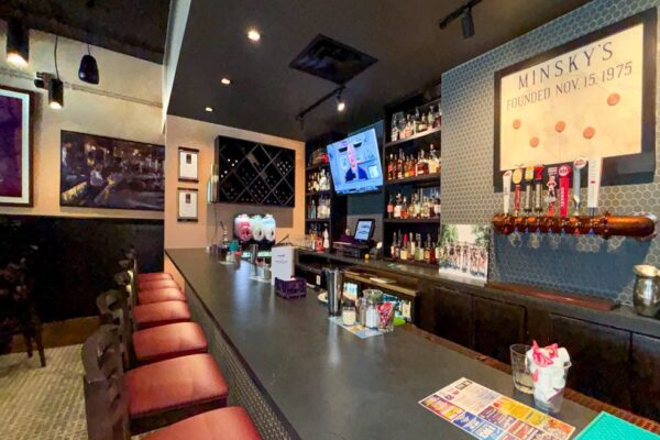 Bar-Area-Close-Large