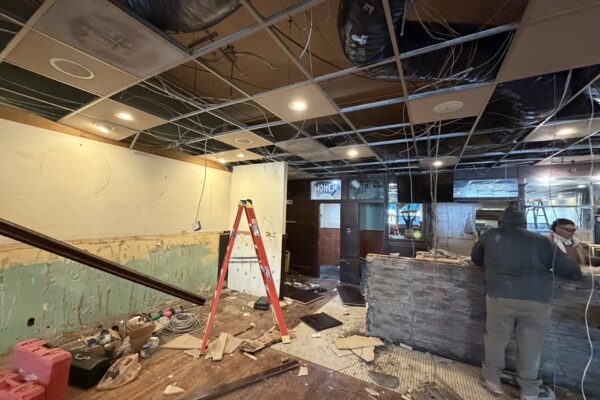 minskys-south-plaza-carry-out-remodel-5